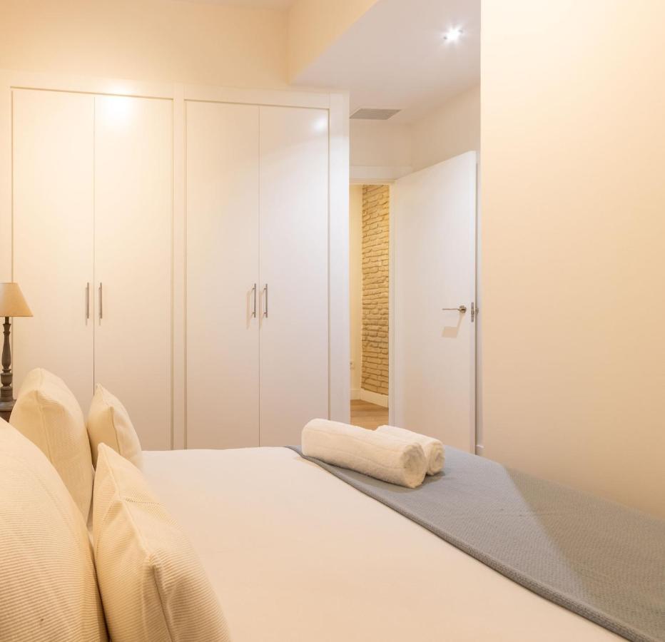Angeles Santa Cruz Deluxe By Valcambre Lägenhet Sevilla Exteriör bild