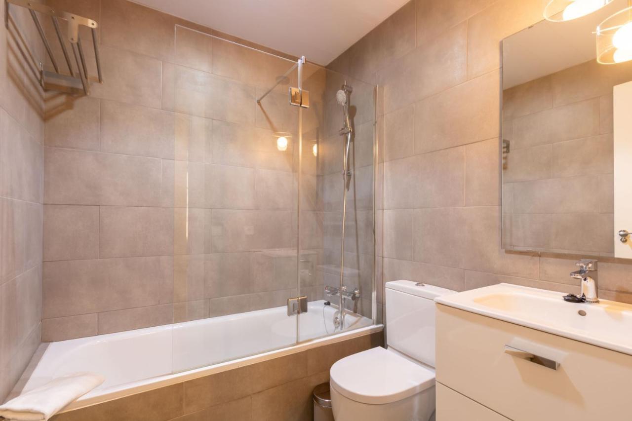 Angeles Santa Cruz Deluxe By Valcambre Lägenhet Sevilla Exteriör bild
