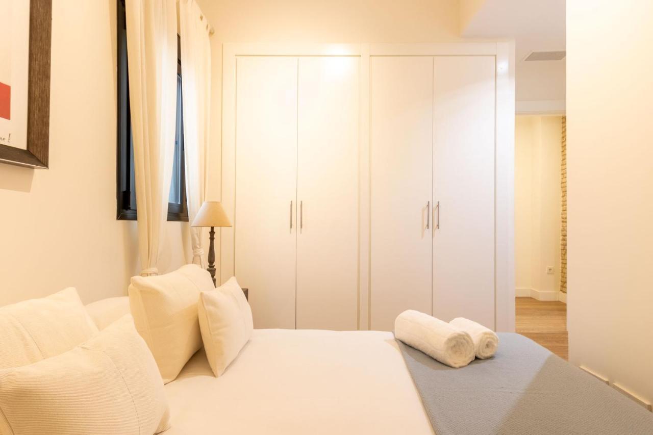 Angeles Santa Cruz Deluxe By Valcambre Lägenhet Sevilla Exteriör bild
