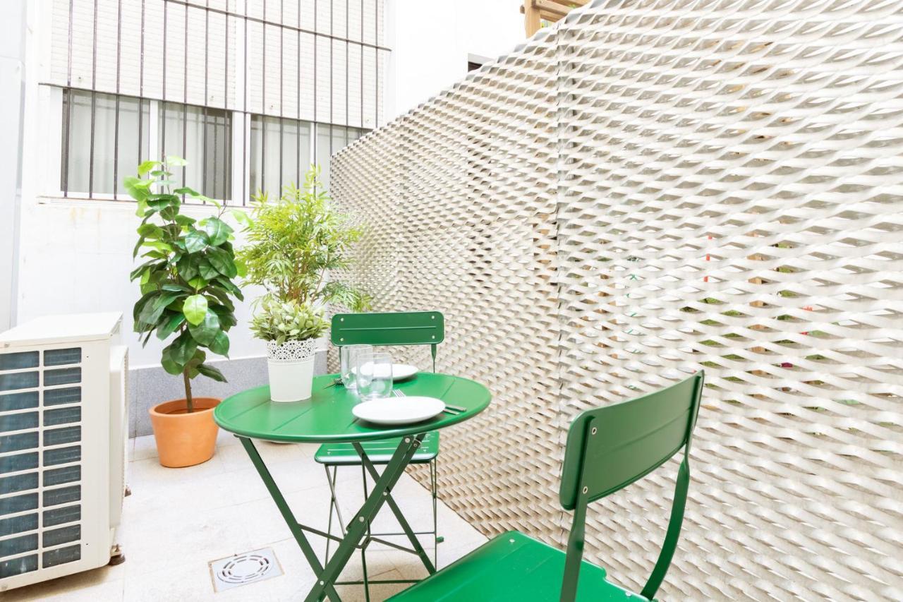 Angeles Santa Cruz Deluxe By Valcambre Lägenhet Sevilla Exteriör bild